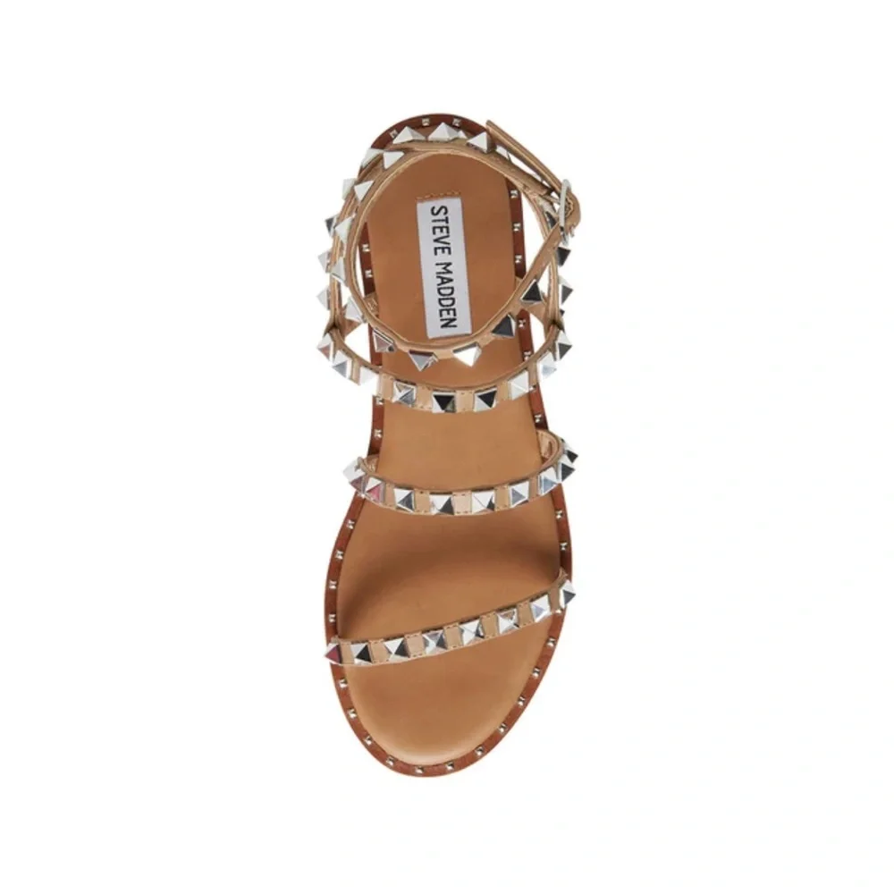 NWT *STEVE MADDEN* Leather 🧳TRAVEL🧳 Sandals … *STUDS* … Size: 8.5 - Picture 4 of 7